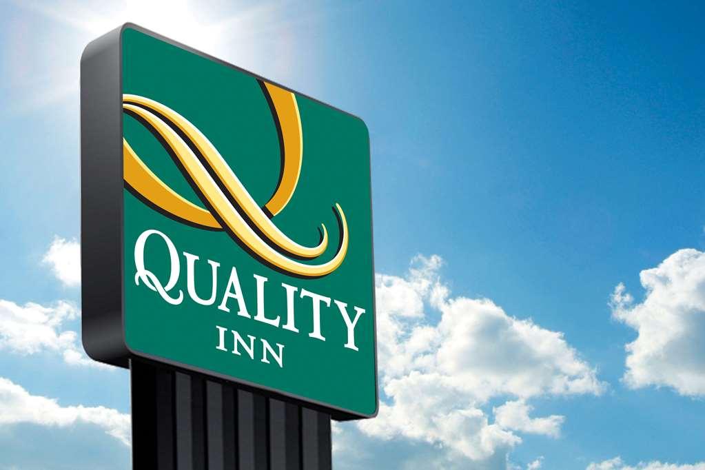 Quality Inn Lexington -Horse Park Extérieur photo