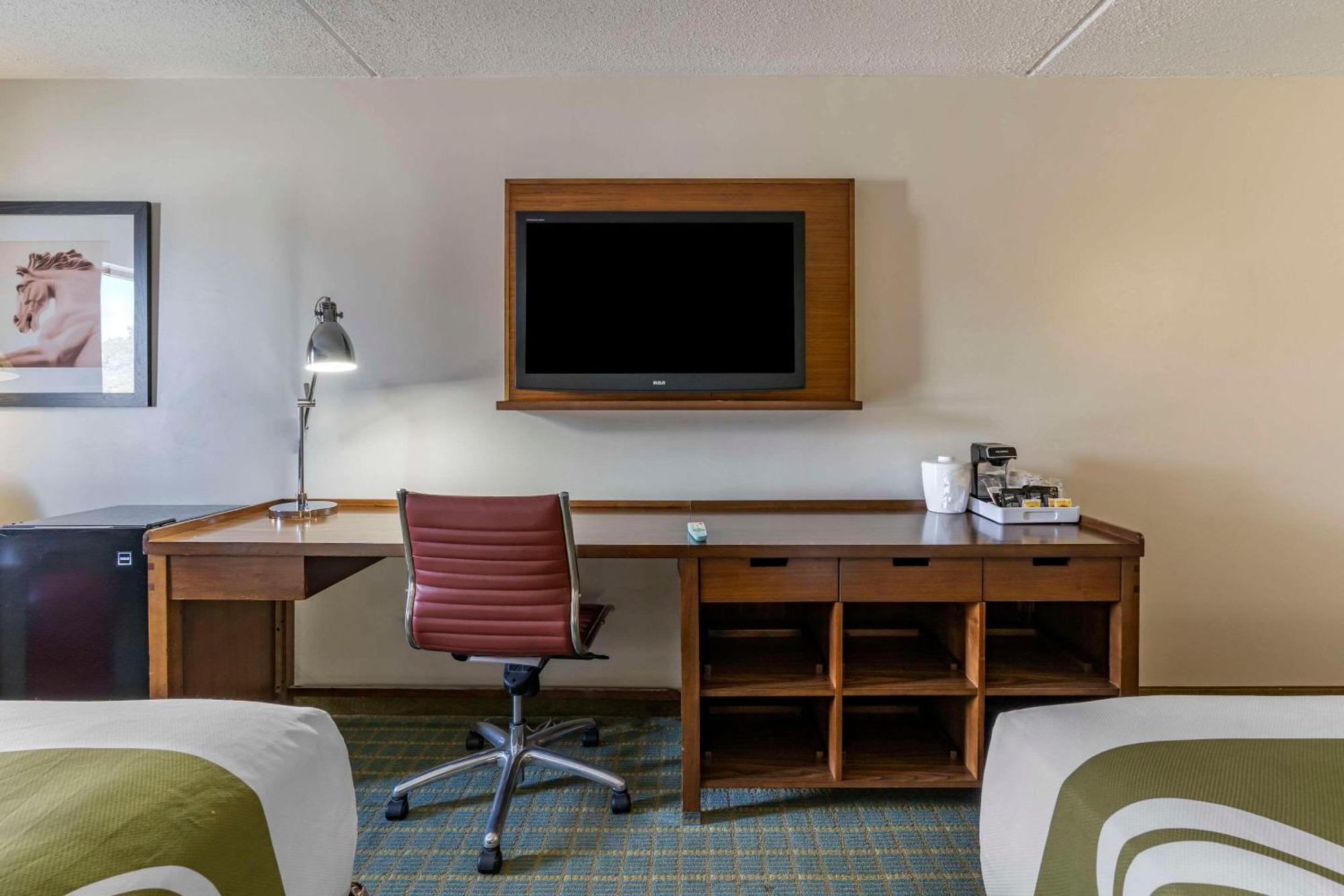 Quality Inn Lexington -Horse Park Extérieur photo