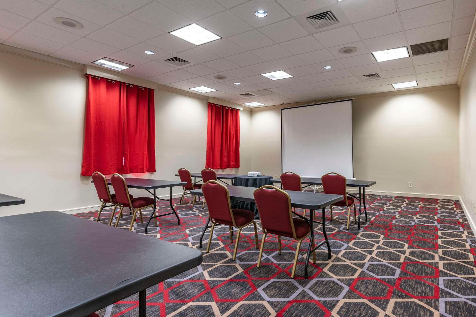 Quality Inn Lexington -Horse Park Extérieur photo
