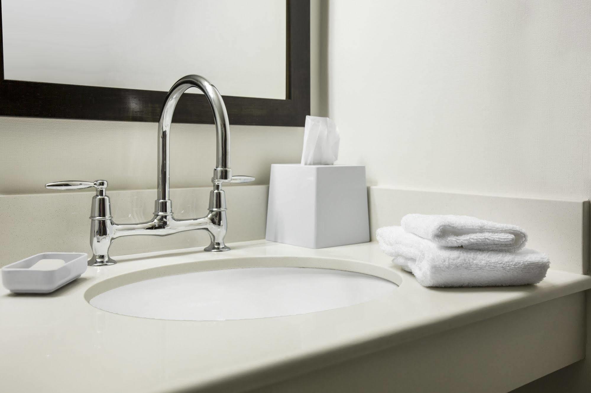 Quality Inn Lexington -Horse Park Extérieur photo